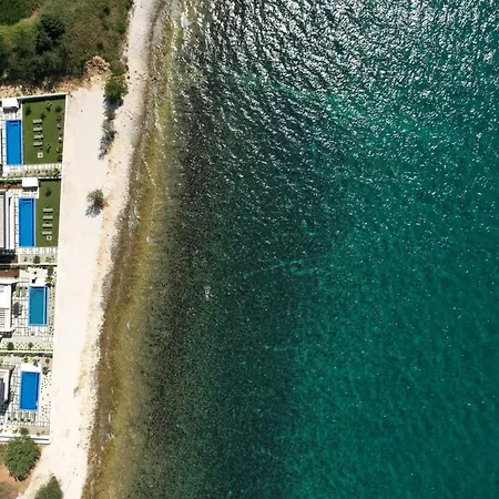 Adria Seafront Luxury A Private Pool וילה