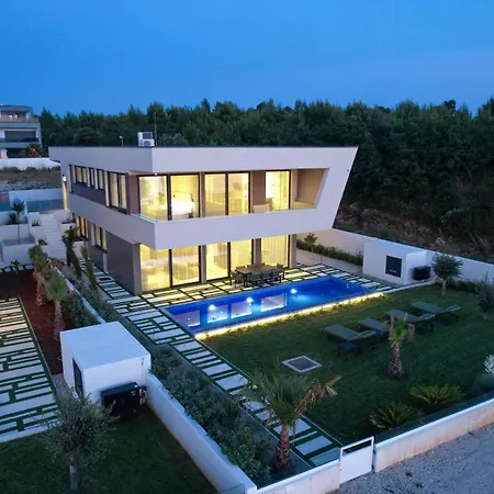 Adria Seafront Luxury A Private Pool Zaton (Zadar)