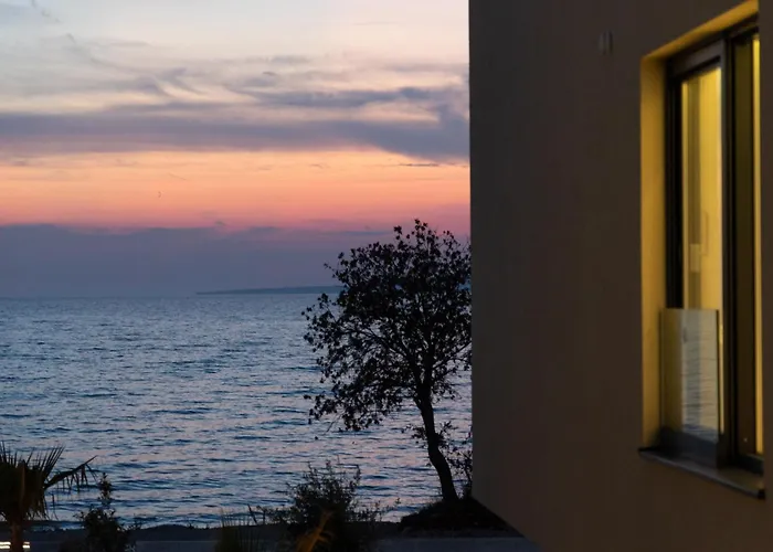 Adria Seafront Luxury A Private Pool * Zaton (Zadar)
