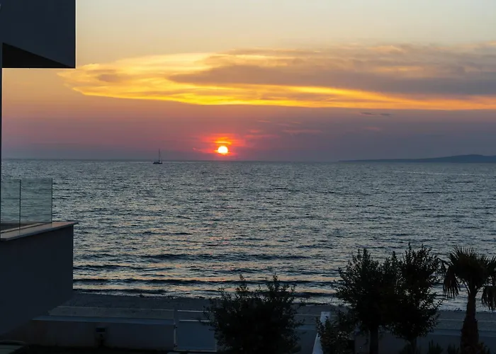 Adria Seafront Luxury A Private Pool Zaton (Zadar)