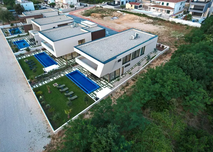 Adria Seafront Luxury A Private Pool *