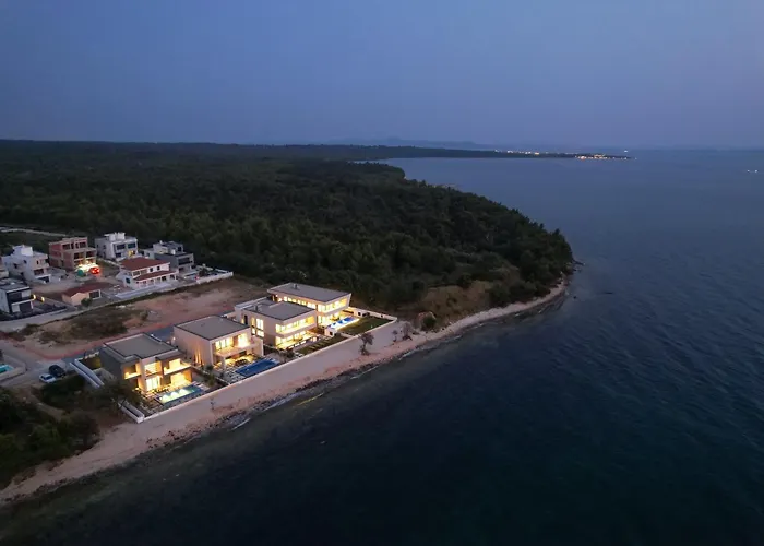 Villa Adria Seafront Luxury A Private Pool Zaton (Zadar)