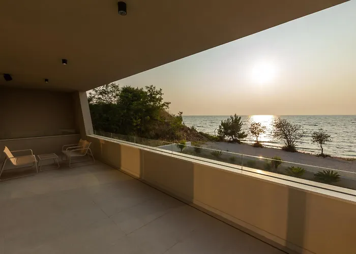 Adria Seafront Luxury A Private Pool *