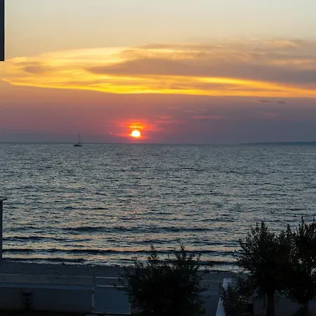 Adria Seafront Luxury A Private Pool زاتون