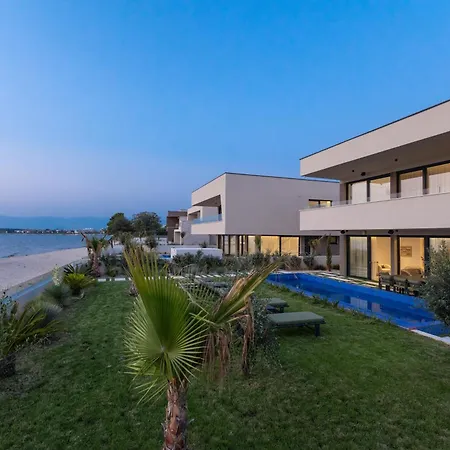 Adria Seafront Luxury A Private Pool فيلة زاتون