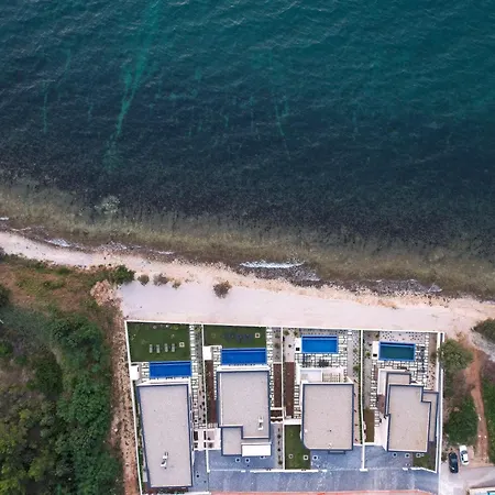 Adria Seafront Luxury A Private Pool فيلة زاتون