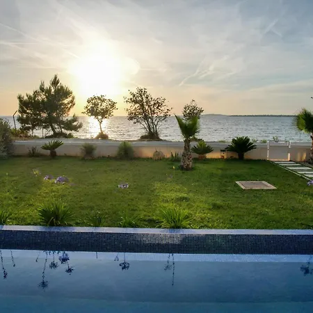 Adria Seafront Luxury A Private Pool