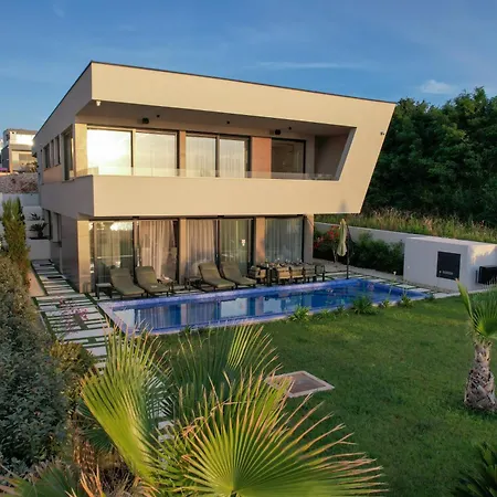 Vila Adria Seafront Luxury A Private Pool Zaton (Zadar)