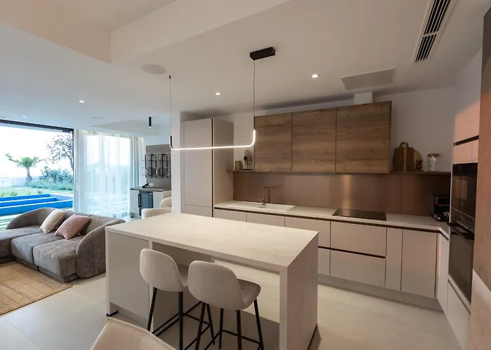 Villa Adria - Seafront A *