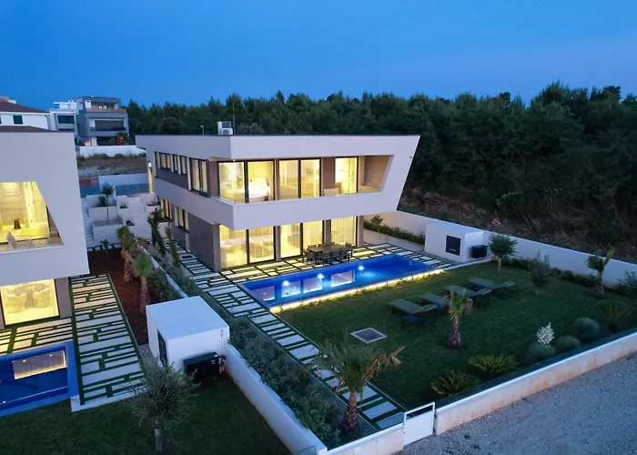 Adria Seafront Luxury A Private Pool Zaton